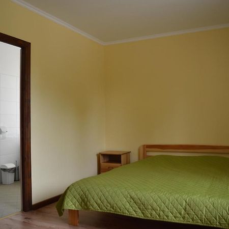 Klintis Hotel Jaungulbene Buitenkant foto